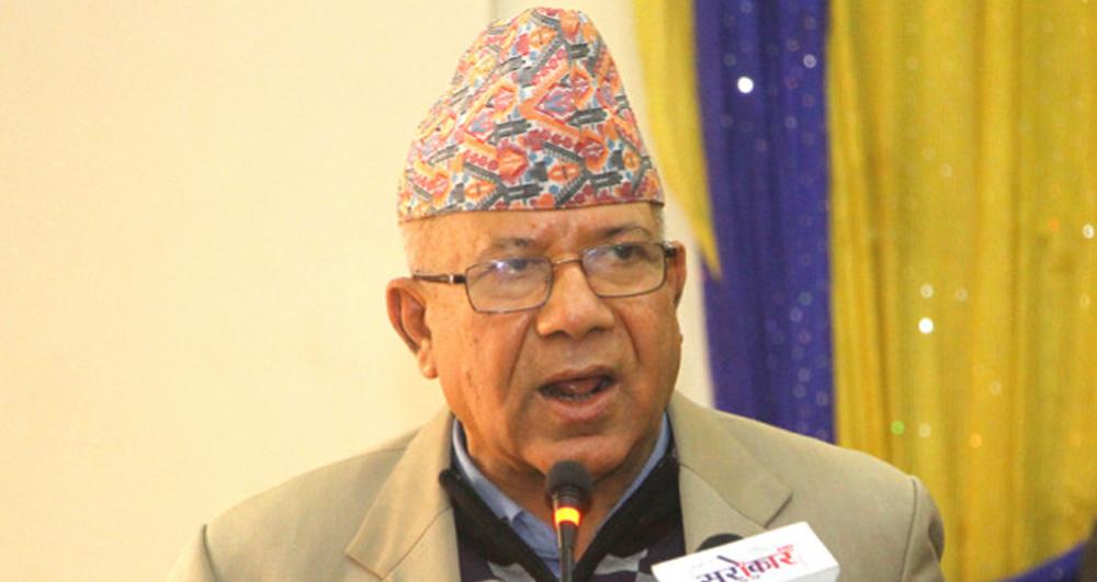 कांग्रेसलाई शत्रु घोषणा गरे हामी आफै सक्किन्छौं : माधव नेपाल